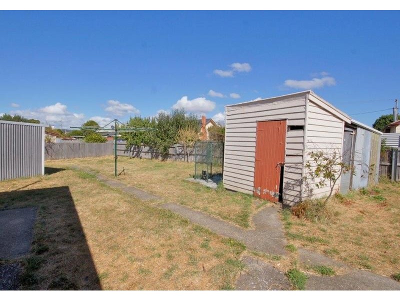25 Madden Crescent, Devonport TAS 7310