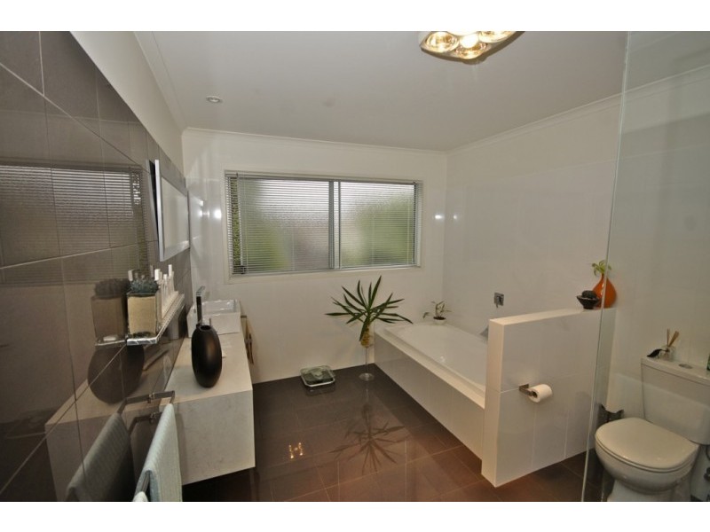 88 River Road, Ambleside TAS 7310