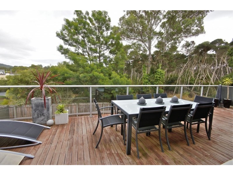 88 River Road, Ambleside TAS 7310