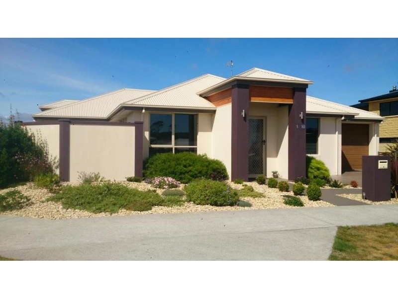 Villa 1/10 Haven Drive, Shearwater TAS 7307
