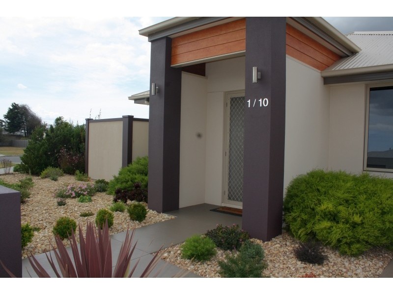 Villa 1/10 Haven Drive, Shearwater TAS 7307