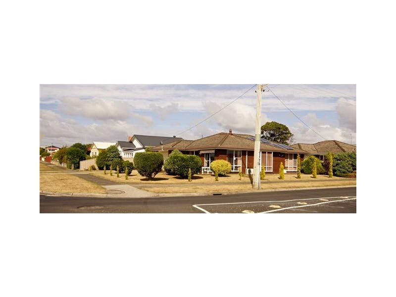 1/147 Gunn Street, Devonport TAS 7310