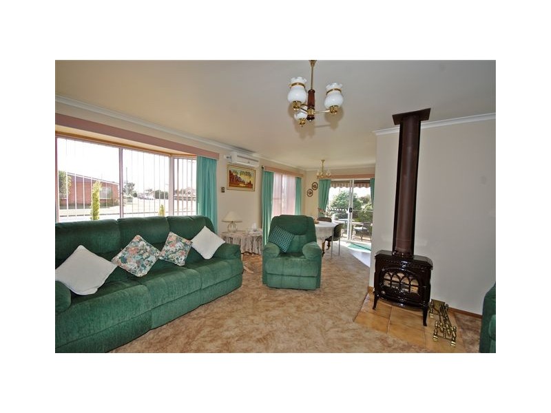 1/147 Gunn Street, Devonport TAS 7310