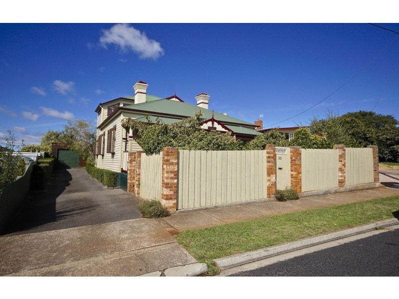 33 Middle Road, Devonport TAS 7310