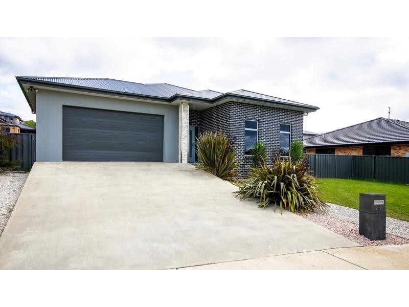 29 Washington Drive, Stony Rise TAS 7310