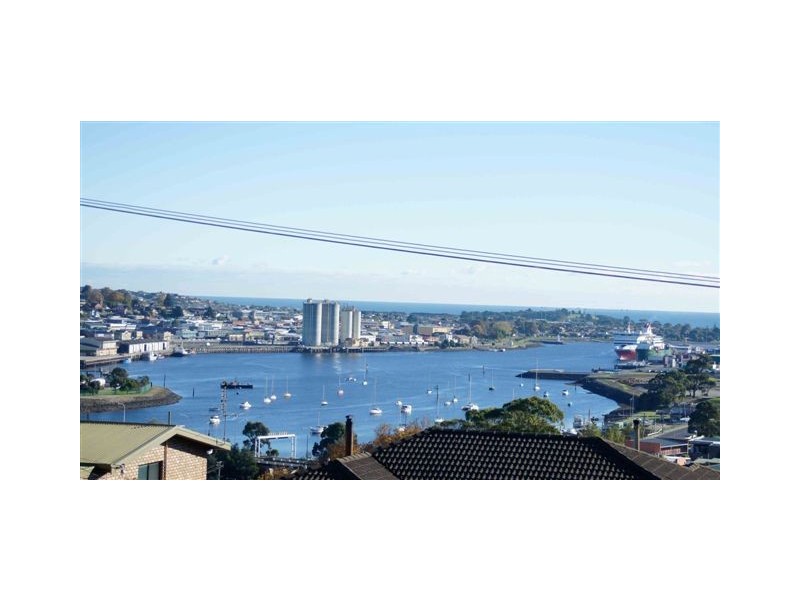 58 Sunbeam Crescent, East Devonport TAS 7310