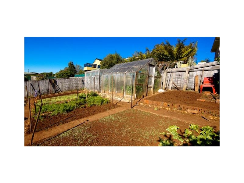 58 Sunbeam Crescent, East Devonport TAS 7310