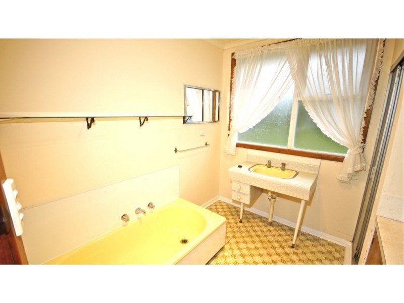 11 McBride Street, Devonport TAS 7310