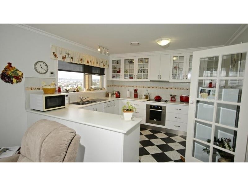 126 George Street, Devonport TAS 7310