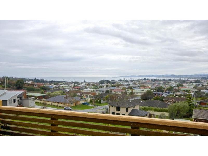 126 George Street, Devonport TAS 7310