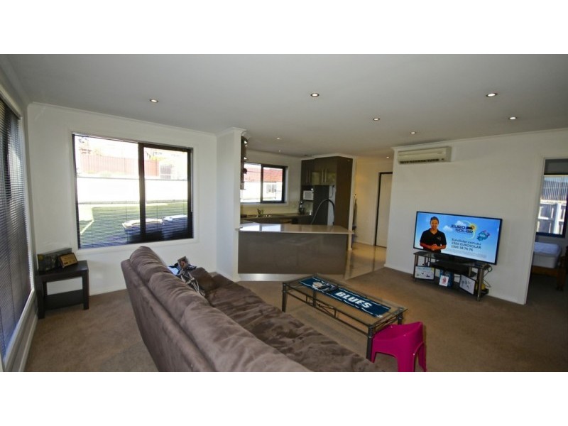 1/142 Middle Road, Miandetta TAS 7310