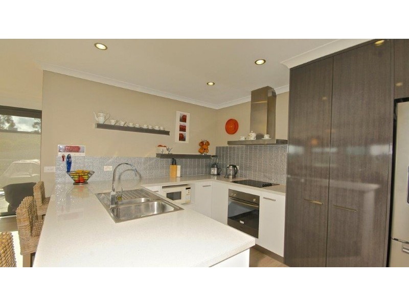 2 Tomarah Crescent, Devonport TAS 7310
