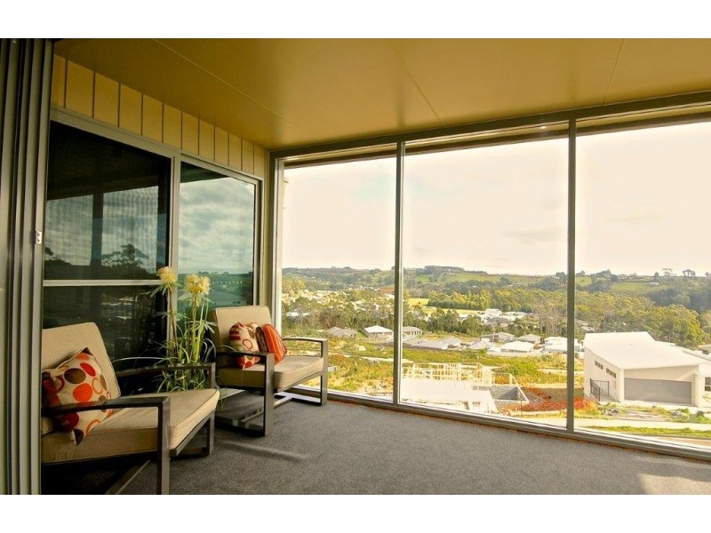 2 Tomarah Crescent, Devonport TAS 7310