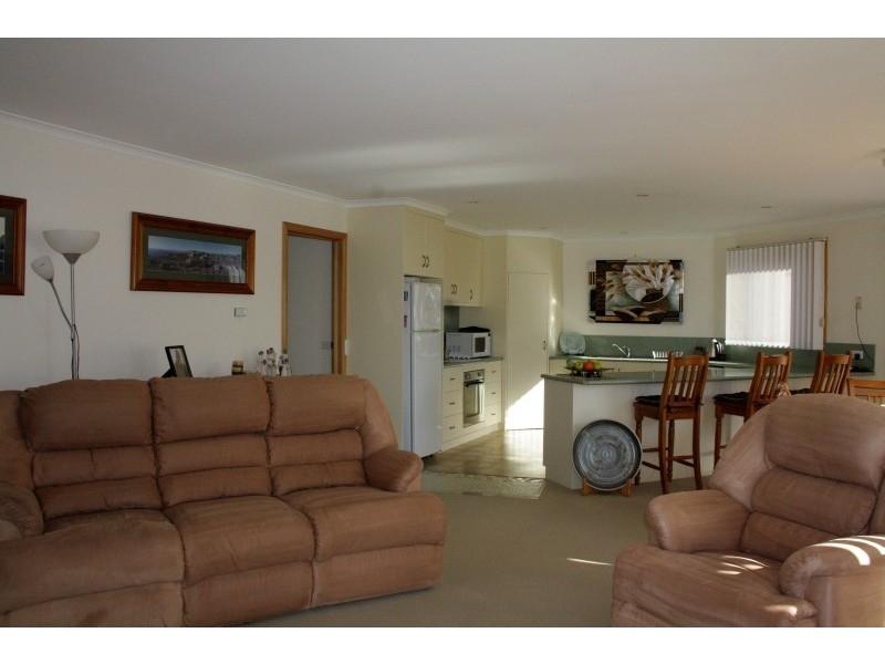 1/120 Bradshaw Street, Latrobe TAS 7307