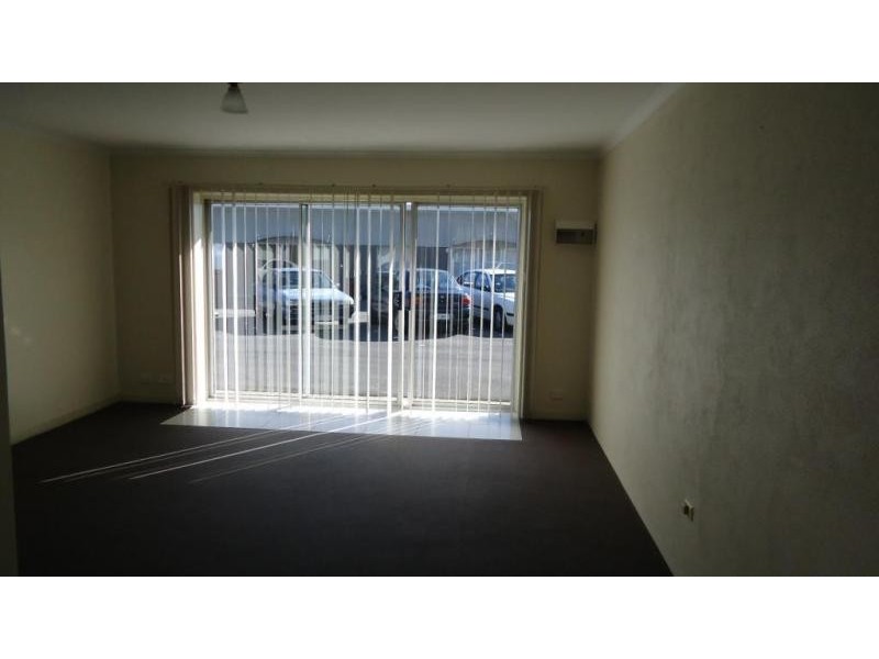 2/18 Smith Street, Devonport TAS 7310