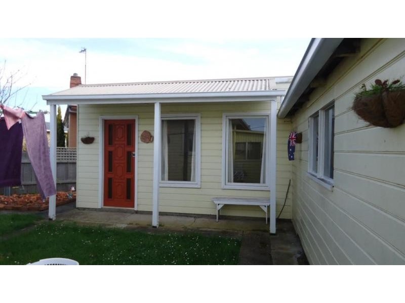 27 Madden Crescent, Devonport TAS 7310