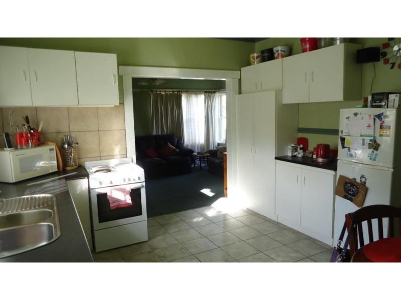 27 Madden Crescent, Devonport TAS 7310