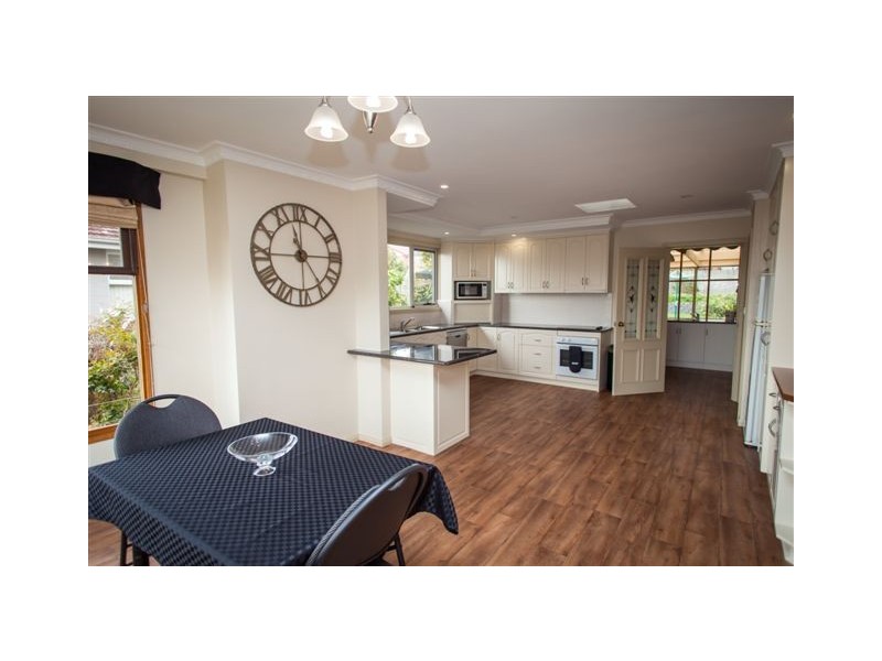 63 Lyons Avenue, Miandetta TAS 7310