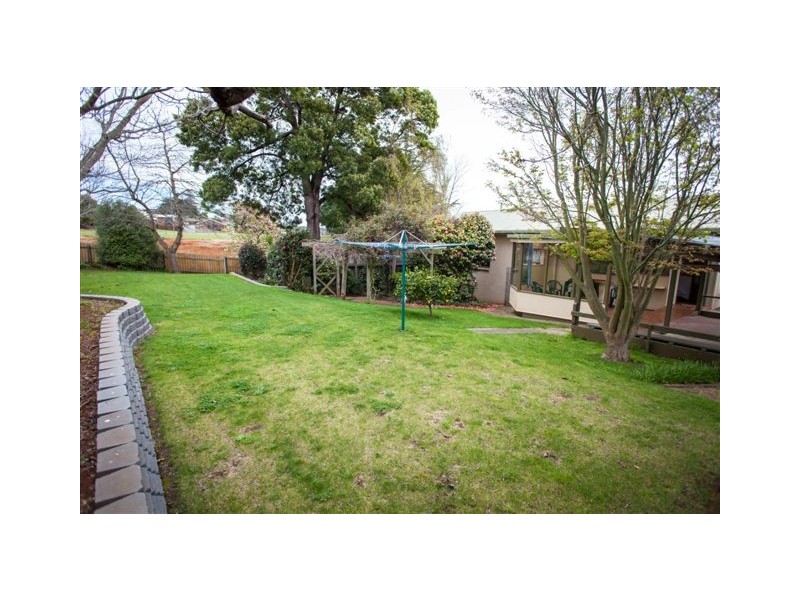 63 Lyons Avenue, Miandetta TAS 7310