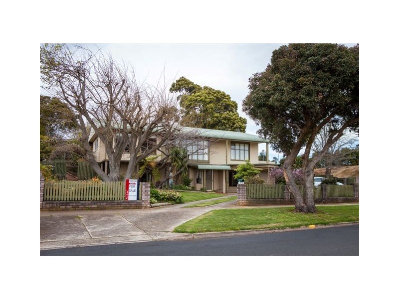 63 Lyons Avenue, Miandetta TAS 7310