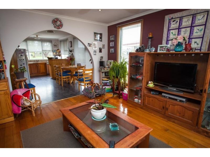 9 Coomera Crescent, Miandetta TAS 7310