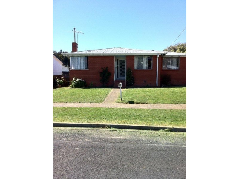 39 McCulloch Street, Ulverstone TAS 7315