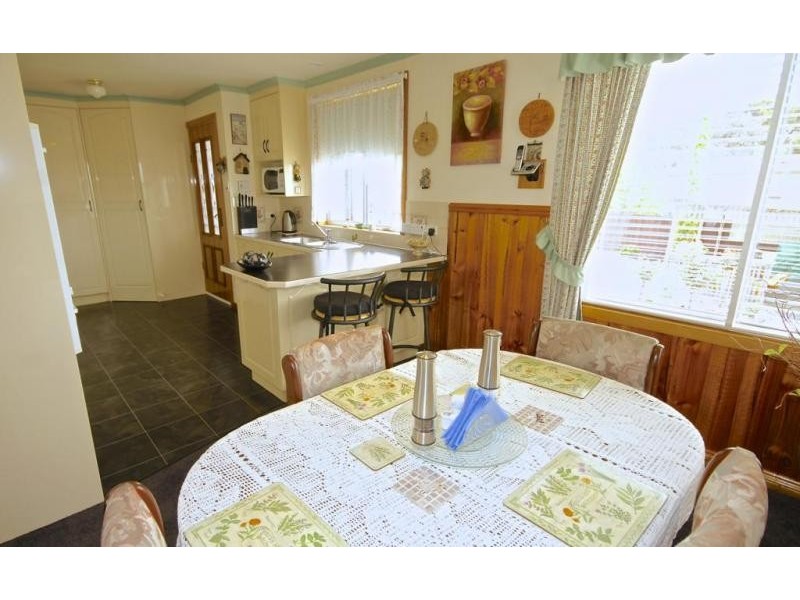 30 Clara Street, West Ulverstone TAS 7315