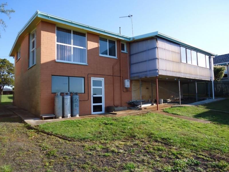 14 Highfield Crescent, Ulverstone TAS 7315