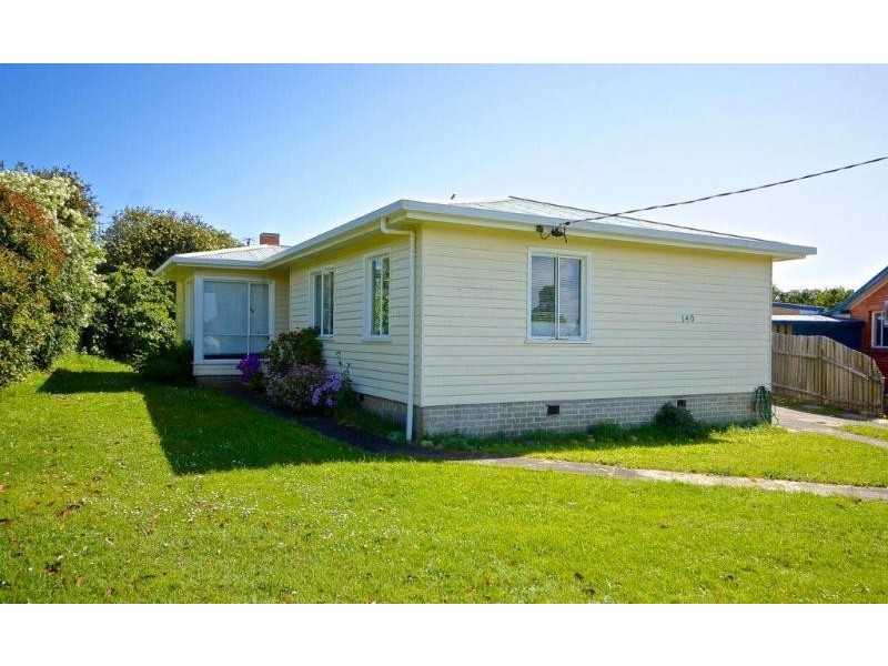 140 Madden Street, Devonport TAS 7310