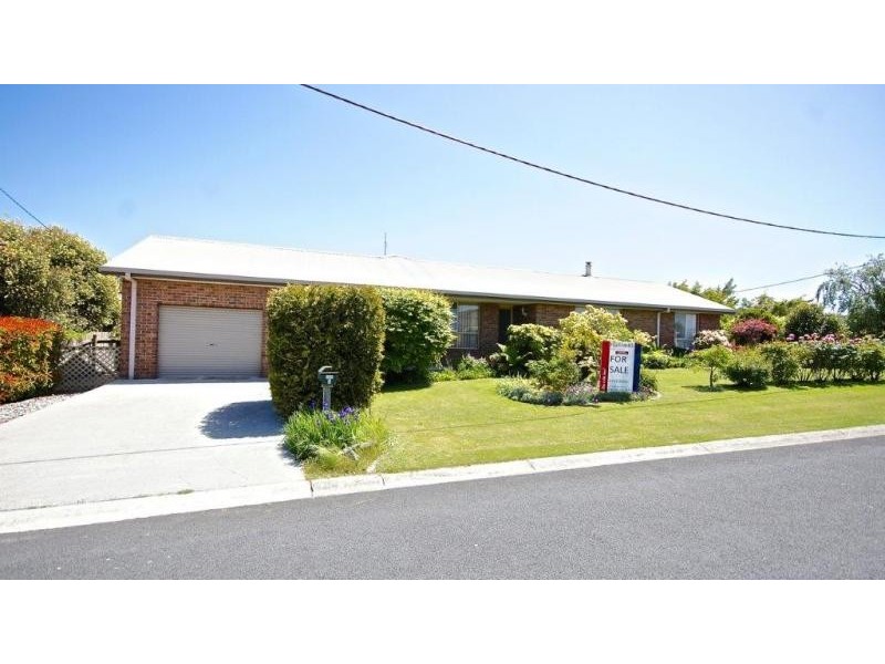 2 Chablis Court, Latrobe TAS 7307