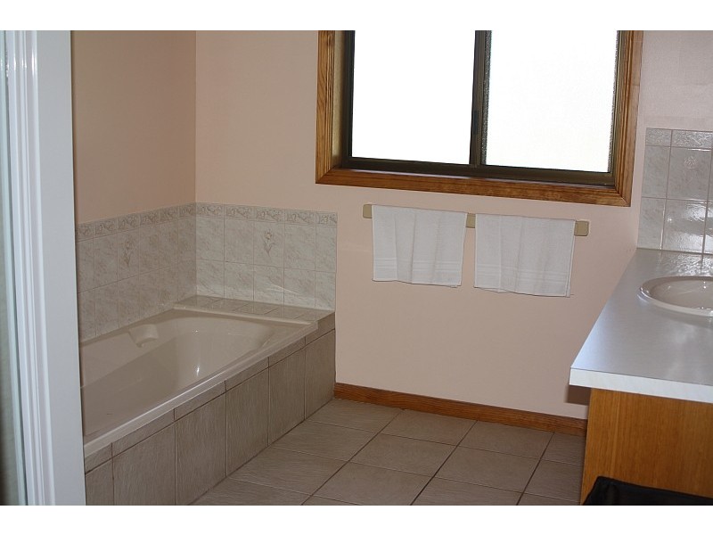 383 Squeaking Point Road, Squeaking Point TAS 7307