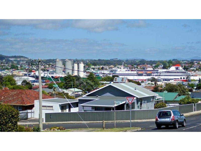 37 Thomas Street, East Devonport TAS 7310