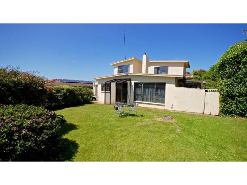 11 Longview Crescent, Devonport TAS 7310