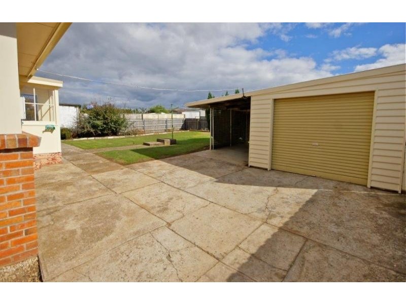 9 Raymond Avenue, Devonport TAS 7310