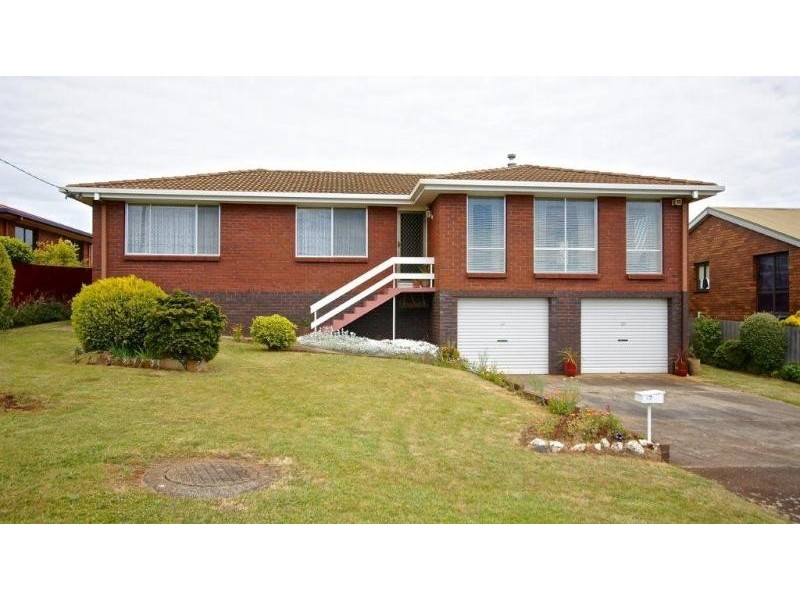 17 Marine Street, East Devonport TAS 7310