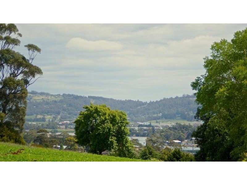 17 Marine Street, East Devonport TAS 7310