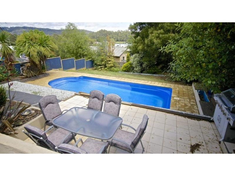 39 River Road, Ambleside TAS 7310