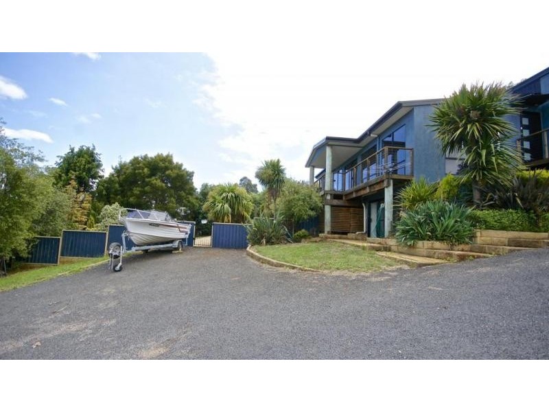 39 River Road, Ambleside TAS 7310