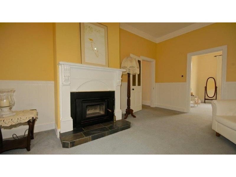 19 Nicholls Street, Devonport TAS 7310