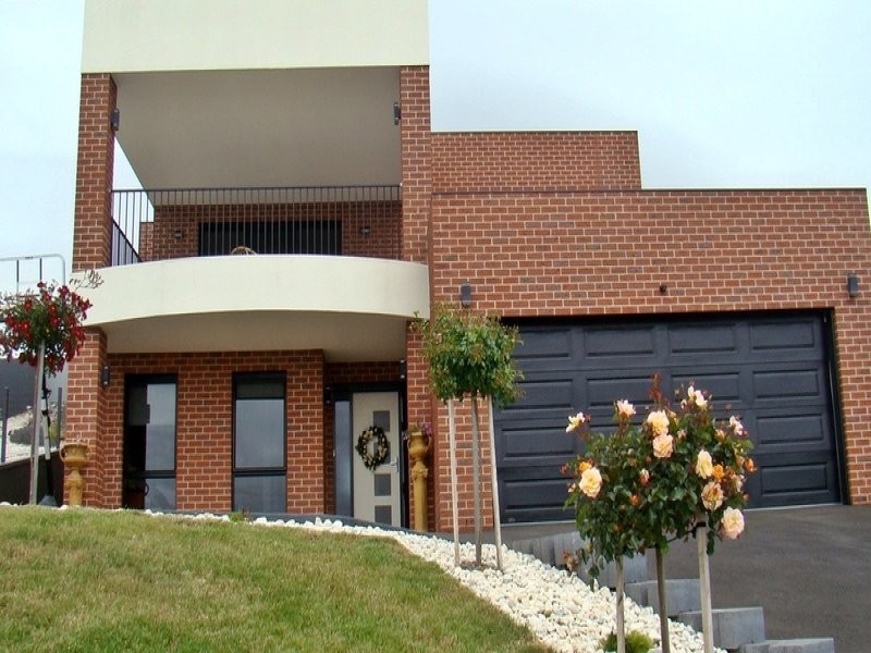 35 McCall Terrace, Devonport TAS 7310