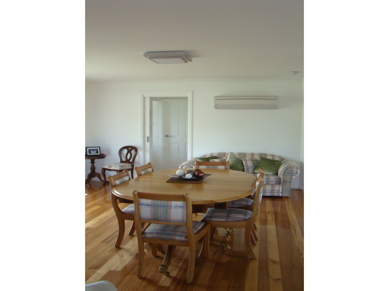 35 McCall Terrace, Devonport TAS 7310