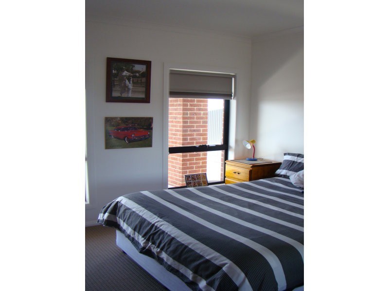 35 McCall Terrace, Devonport TAS 7310