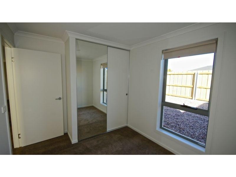 1/18 Gatenby Drive, Miandetta TAS 7310