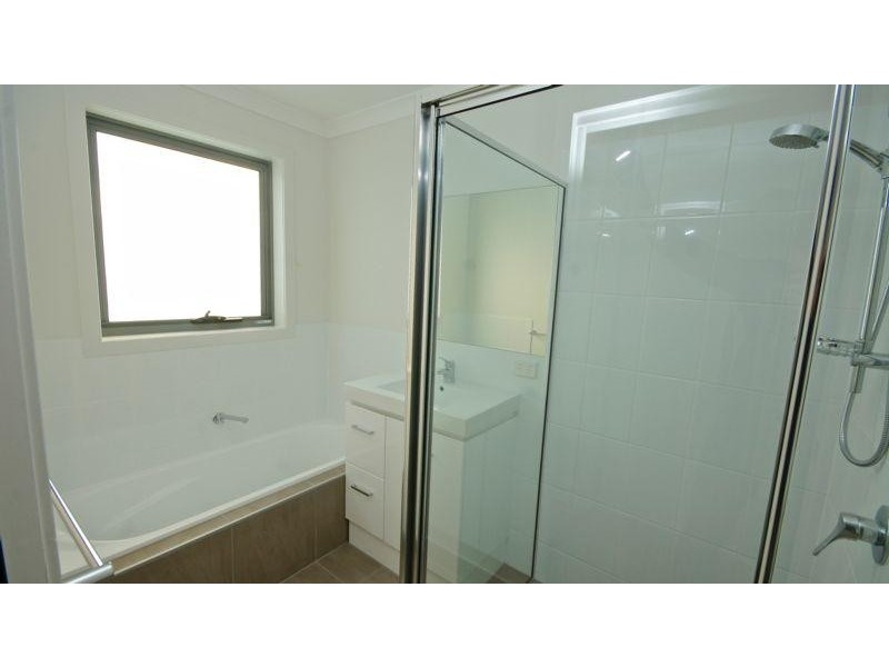 1/18 Gatenby Drive, Miandetta TAS 7310