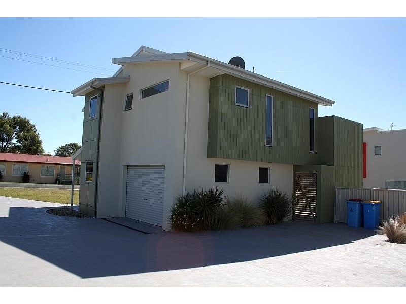 2/3 Arthur Street, Shearwater TAS 7307