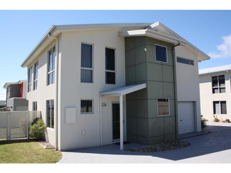 2/3 Arthur Street, Shearwater TAS 7307