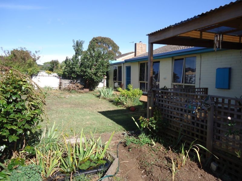 1 Cobham Close, Devonport TAS 7310