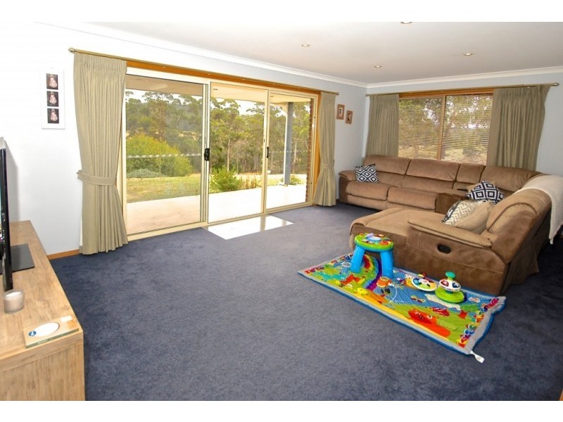 16 Camborne Drive, Acacia Hills TAS 7306