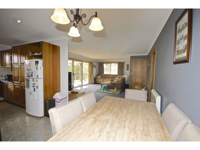 16 Camborne Drive, Acacia Hills TAS 7306