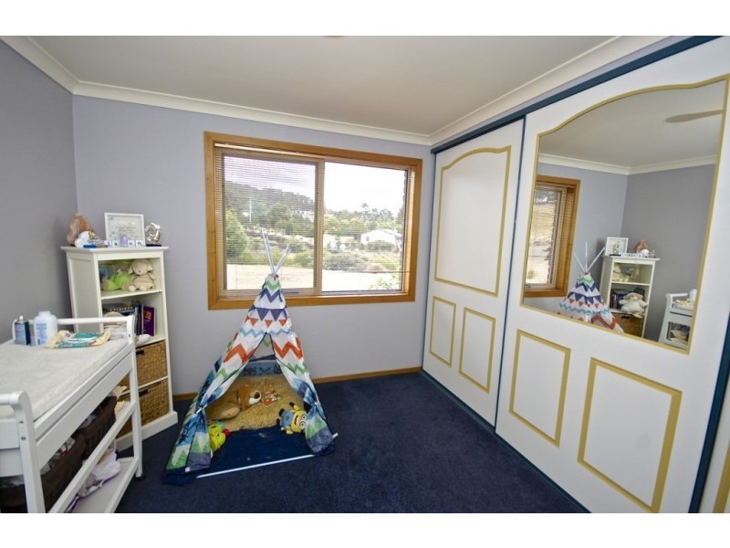 16 Camborne Drive, Acacia Hills TAS 7306